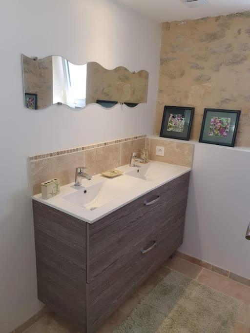 Cubnezais Gite Spacieux - 3 Chambres - Calme Et Charmant מראה חיצוני תמונה